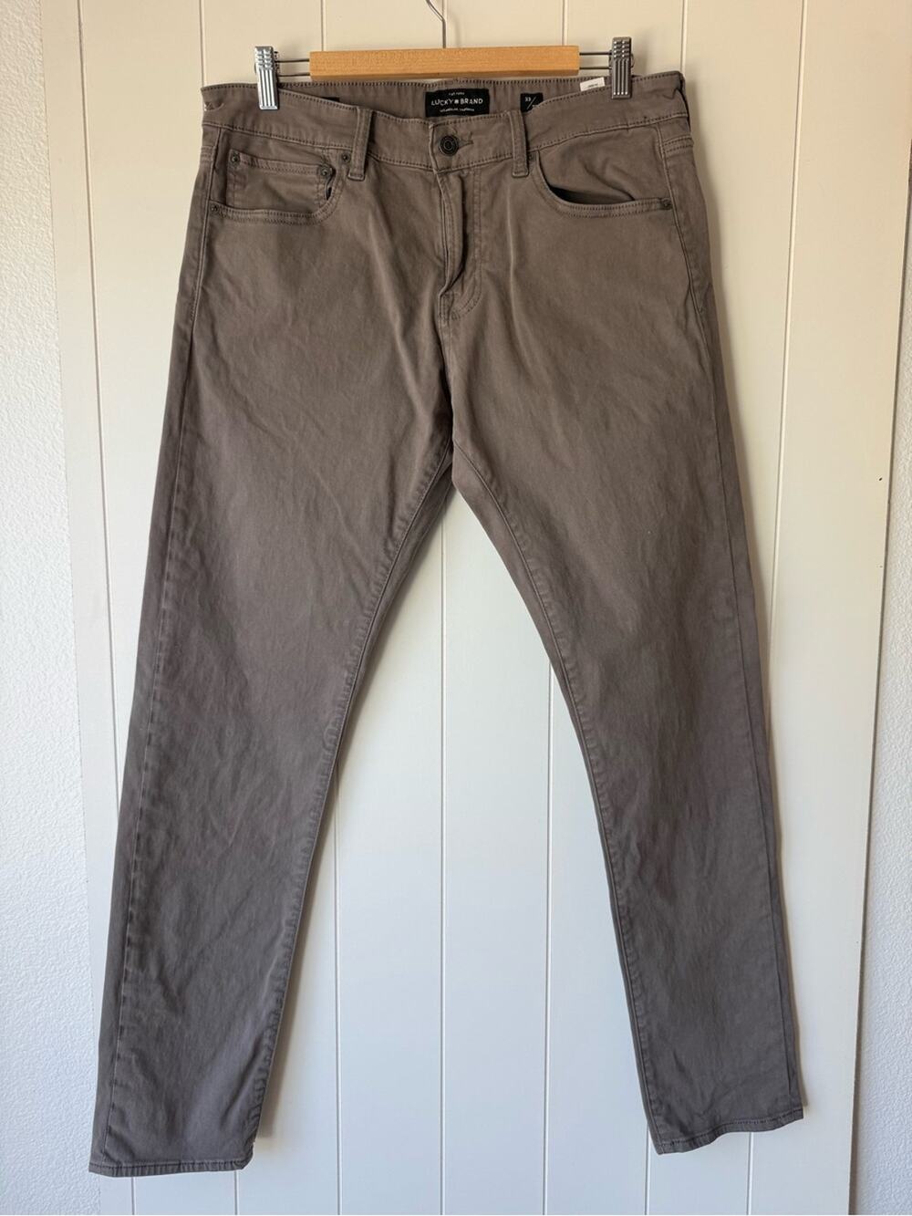 Lucky Brand Men’s 110 Skinny Jeans 33x32